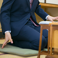 脚のしびれ…