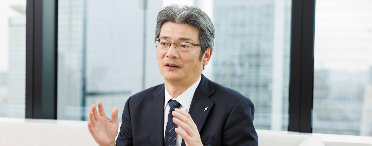 執行役員 Chief Financial Officer 古川 博政 ポートレート