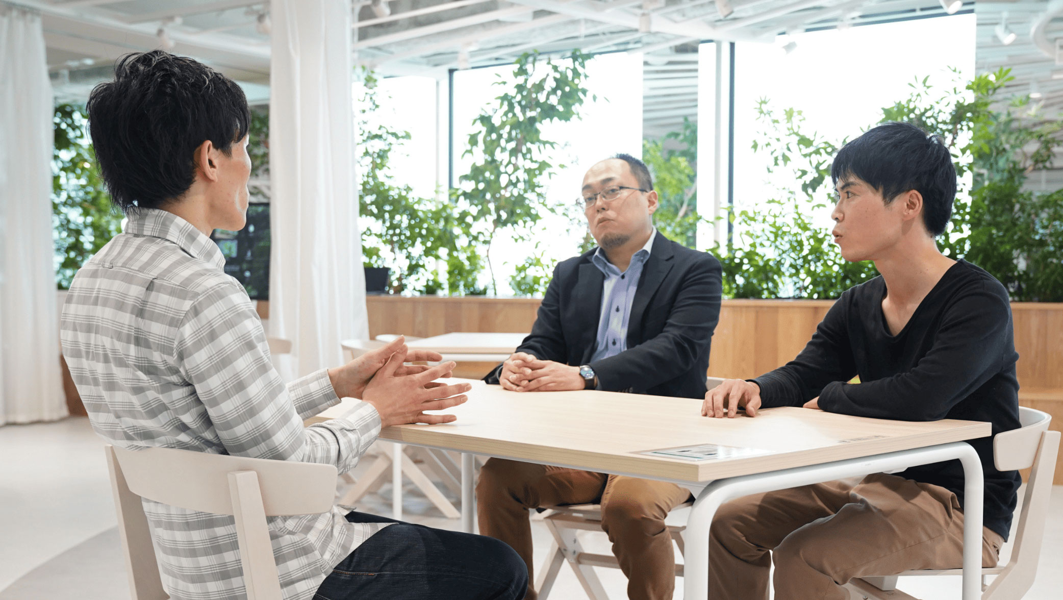 博士課程での経験や得られた知見は、現在どのように活用していますか？