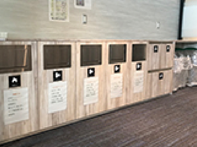 分別環境が整備されている横浜リサーチセンターのごみ箱エリア